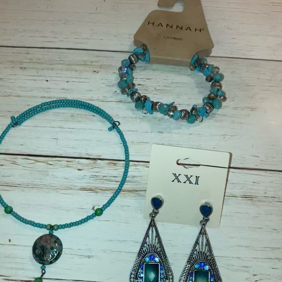 NICE 4 VALENTINE’S DAY. HANNAH GLOBAL TURQUOISE BRACELET,XXI EARRINGS  NECKLACE. - Picture 6 of 7